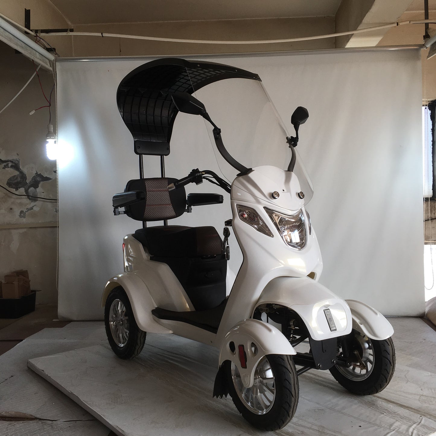 New Arrival High Quality Mobility Electric Scooter Safe 500w 1000w Benefical Convenient for Elder Pragmatic