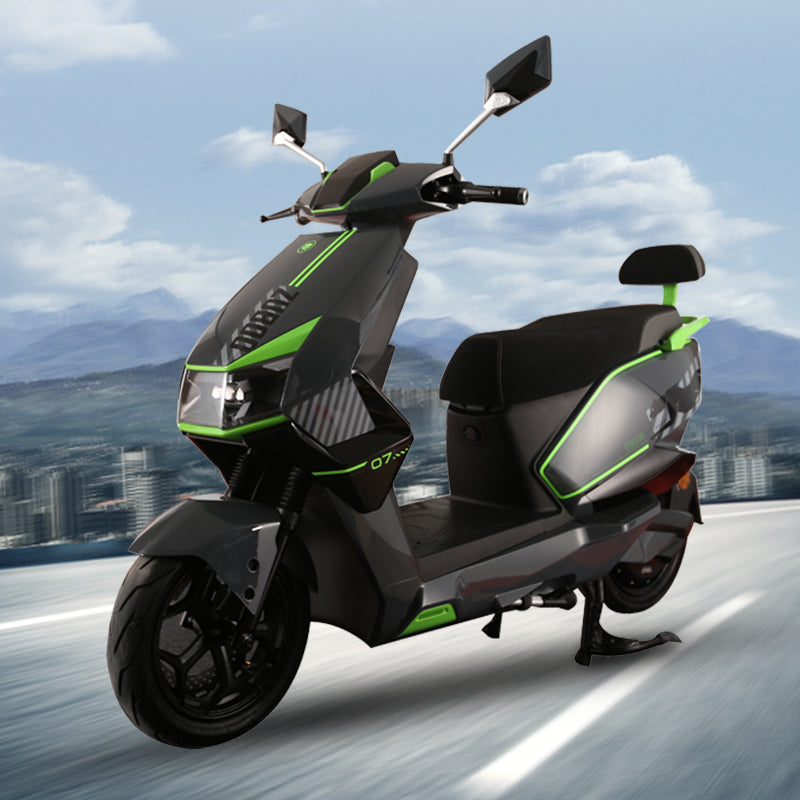 2000w Eec Approved Electric Motorcycle Scooter Smart Motor Auto Vehicle for Adults 72v Lead Acid Battery Electric Moped Scooter