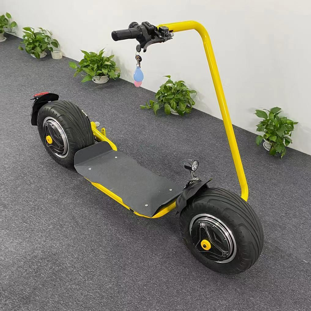 S5 Cross Country off Road Tire Electric Scooter High Configuration 1500w 20ah High Movability Special Style
